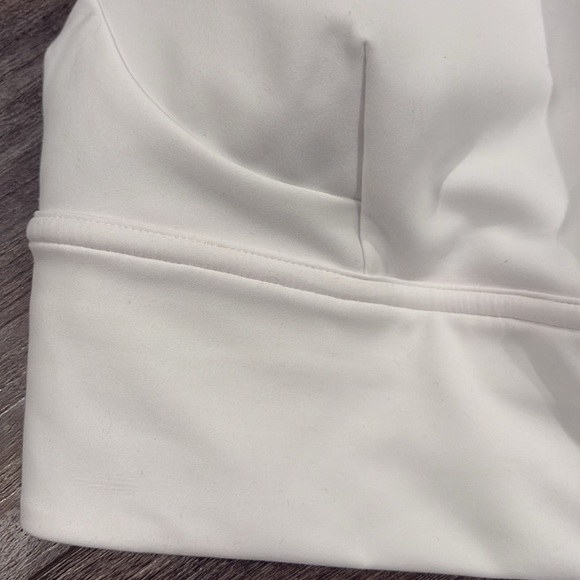 Lululemon Ebb to Train White Racerback Bra 6 -flawed - Picture 7 of 11